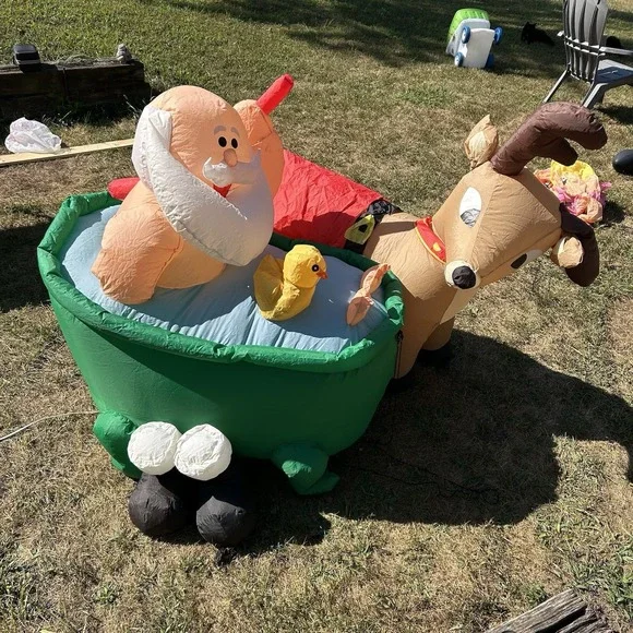 Rare Gemmy CHRISTMAS Animated Scrubbing‎ Bath Hot Tub SANTA REINDEERinflatable
